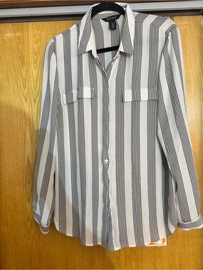 White House Black Market Black - White Vertical Stripe Blouse Size 12